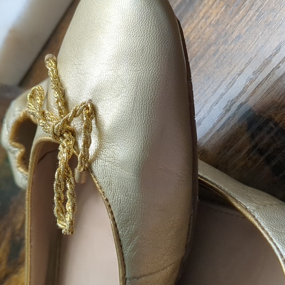 Lilly Pulitzer Gold Ballet Flats Sz. 10 - Picture 7 of 8